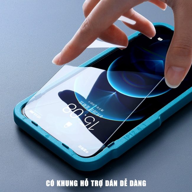 Kính cường lực Iphone 15 Pro Max trong suốt full màn hình hãng Smart Devil có khung hỗ trợ dán